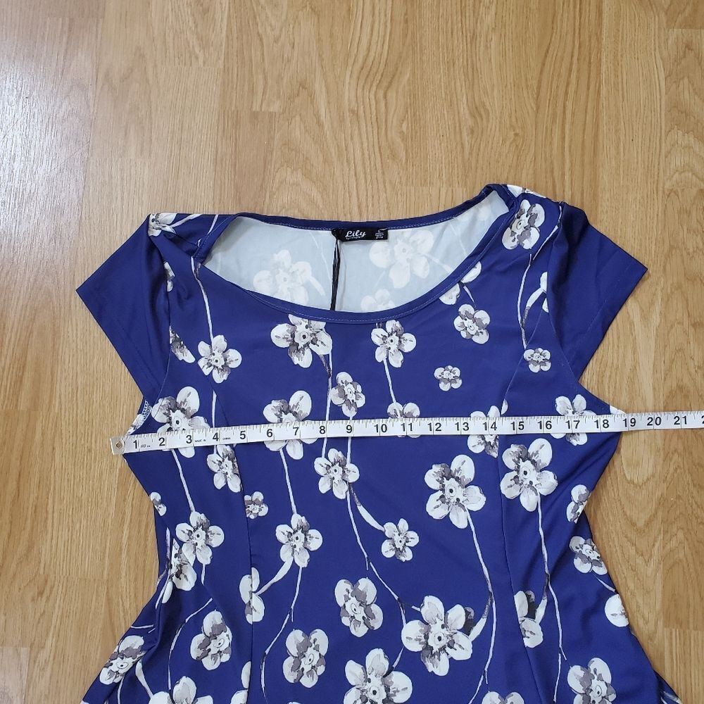 Lily Floral Midi Dress sz Lg - Picture 8 of 12